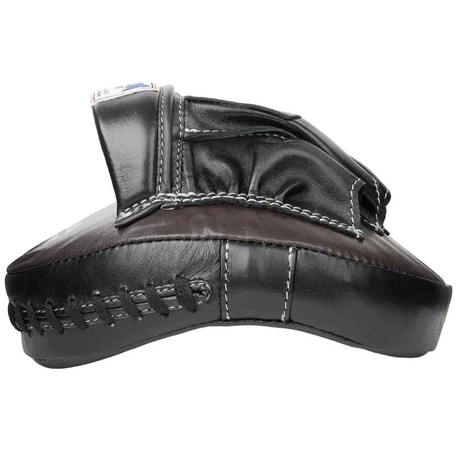 Boon Curved Focus Mitts - FMC - Muay Thailand