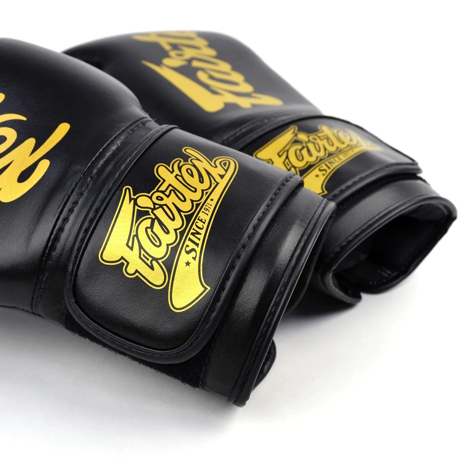 Fairtex Super Sparring Boxing Gloves - Black (BGV18) - Muay Thailand